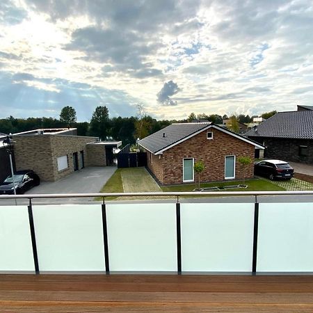 Ferienhaus Panoramadeck Am Harkebruegger See Mit Sauna Und Kamin Barssel (Cloppenburg) Exterior foto